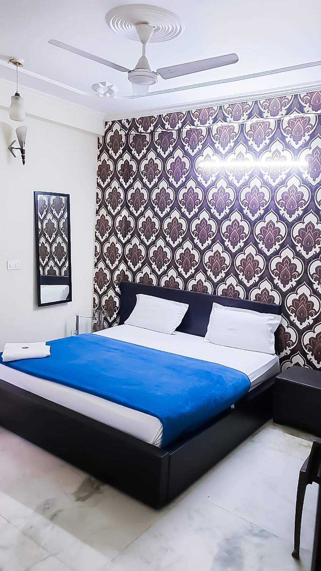Deluxe Room In Cr Park Új-Delhi Kültér fotó